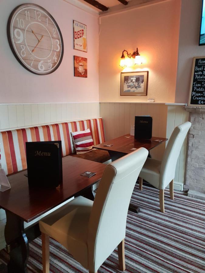 The Pelican Inn Devizes Eksteriør bilde